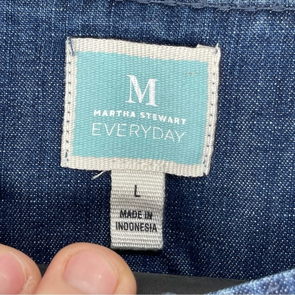 Martha Stewart Women's Everyday Zipper Denim 3/4 Sleeve Woven Top Medium Size - Picture 7 of 10